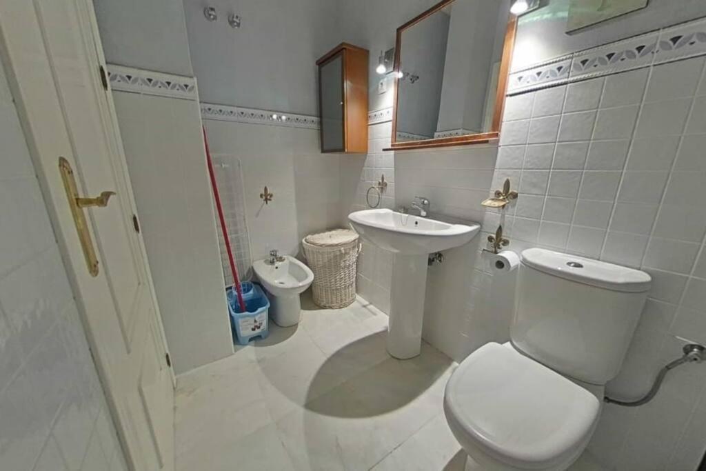 Sientete Como En Casa Seville Ngoại thất bức ảnh